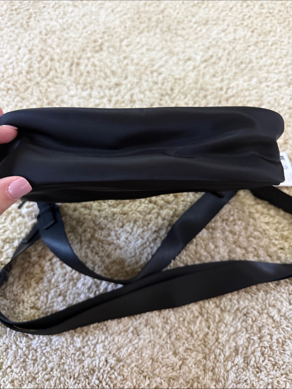 NWT Lululemon City Essentials Small Shoulder bag - Picture 6 of 6